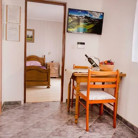 6 Apartmán *