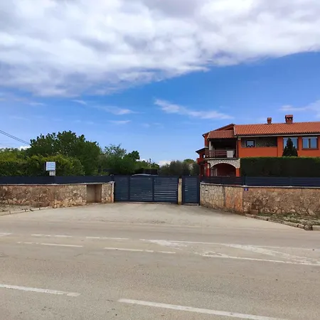 Apartament 6