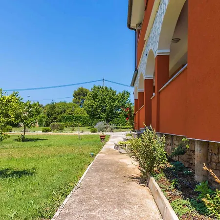 6 * Pula